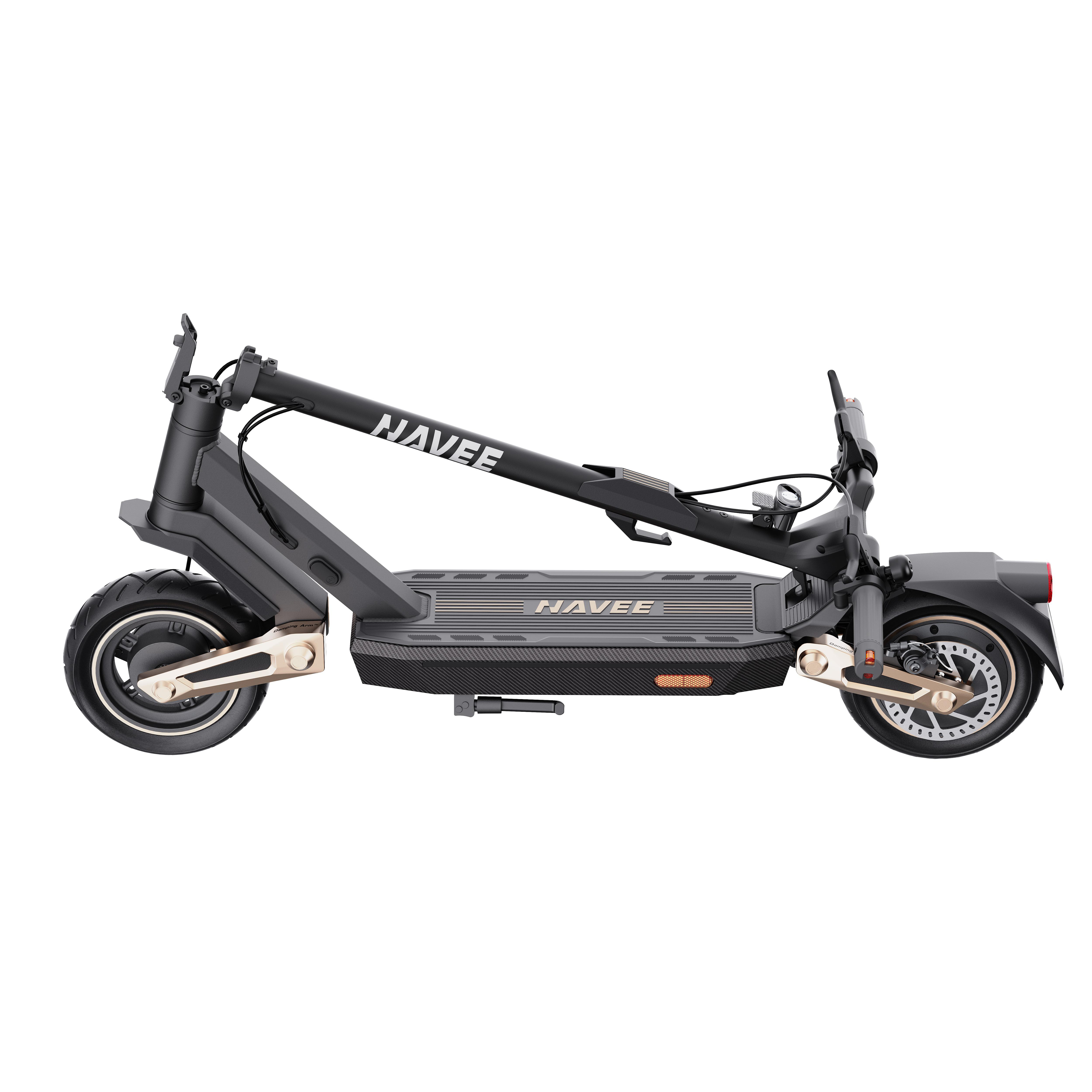 Ein schwarzer und grauer Navee-Elektroroller auf weißem Hintergrund. Der Roller ist zusammengeklappt.