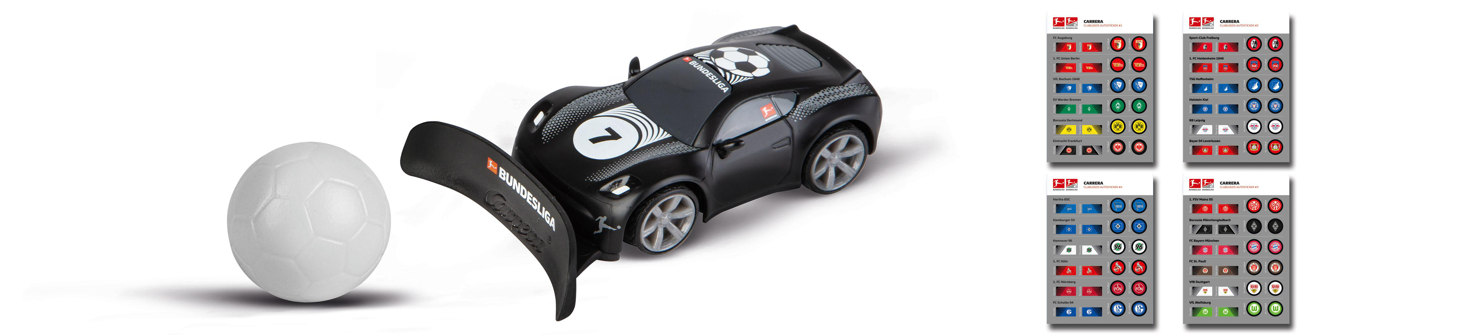 Ein schwarzes Spielzeugauto mit Fußball-Details und Aufklebern. Links ein weißer Fußball. Vier Aufkleberbögen rechts.