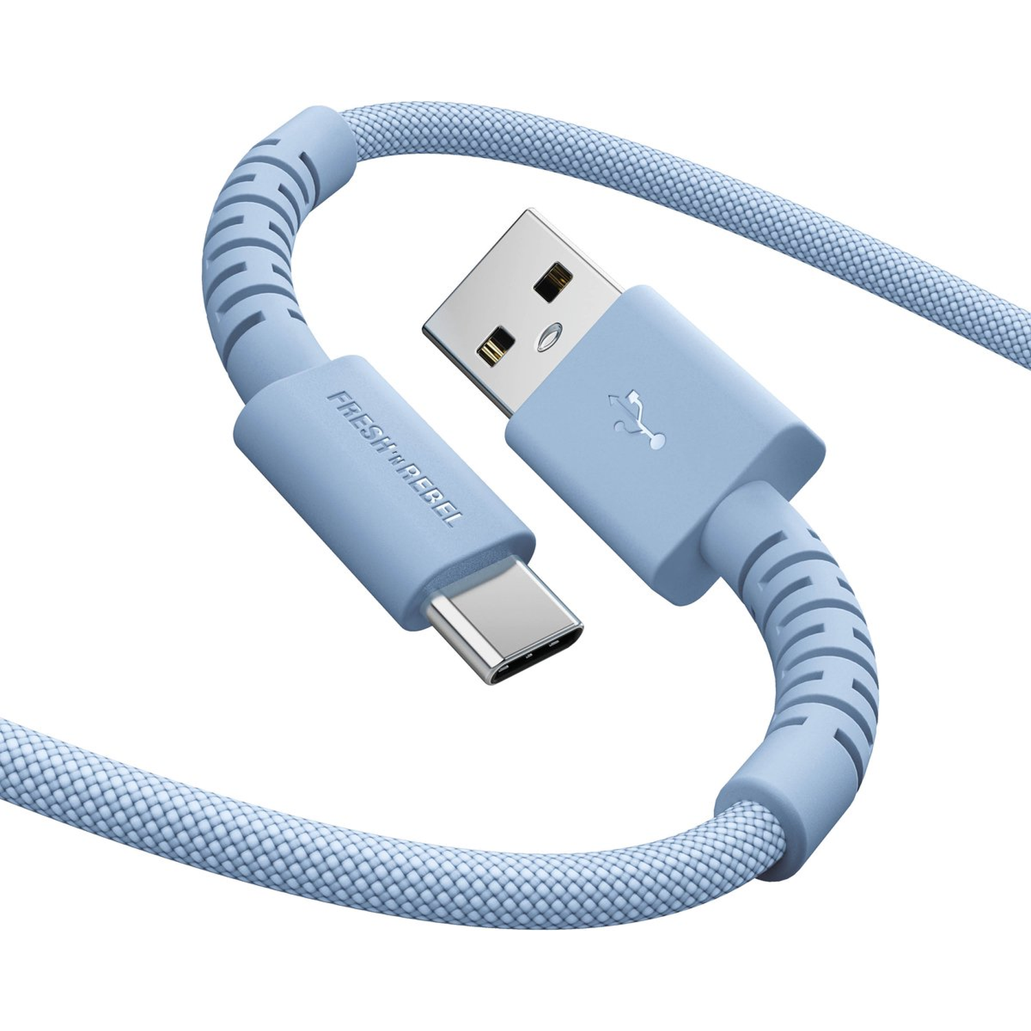 Un câble de chargement USB bleu clair. Le câble possède un connecteur USB-A et USB-C. La marque est Fresh 'n Rebel.