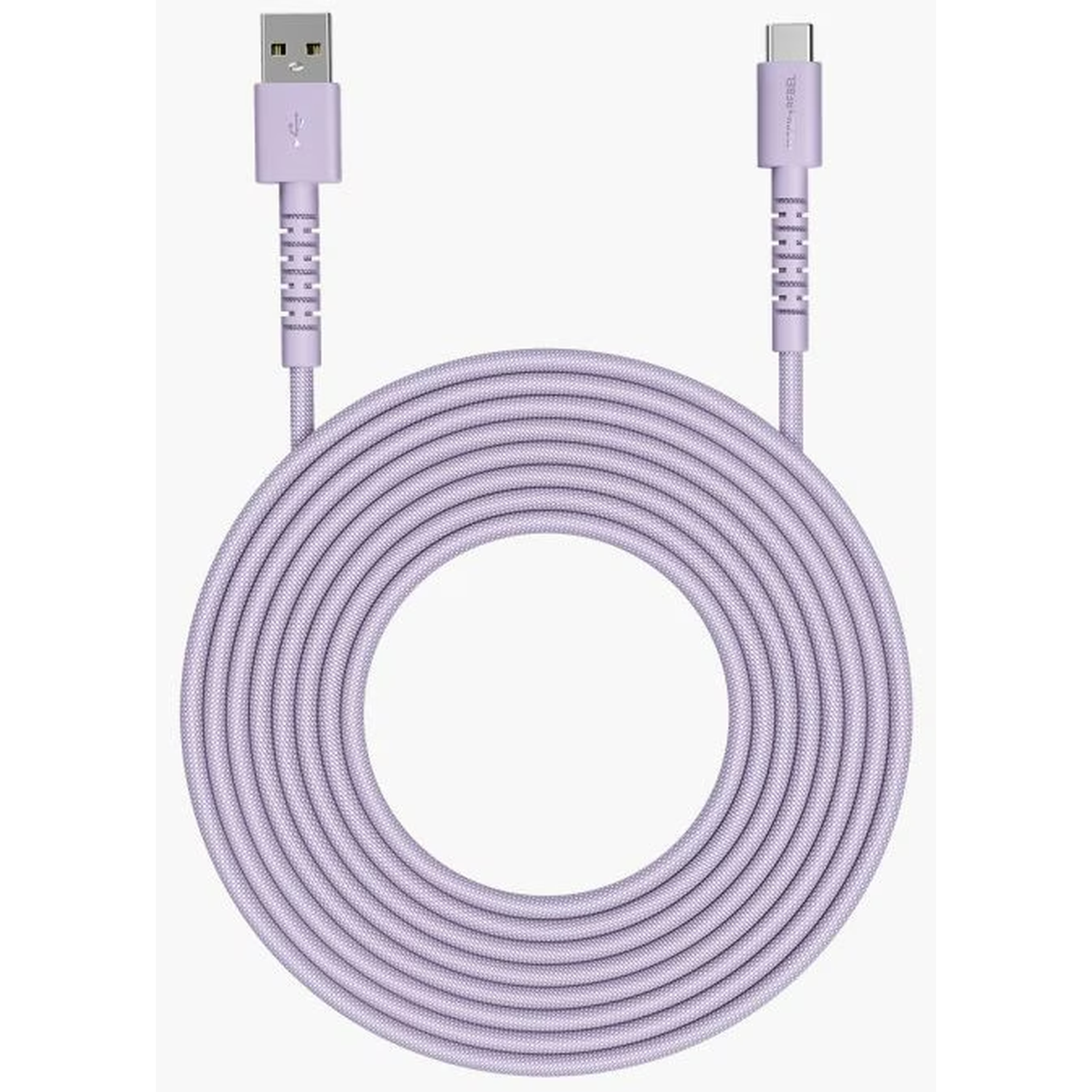 Un câble de chargement USB-C violet enroulé en cercle. Il a un connecteur USB-A à une extrémité et un USB-C à l'autre.