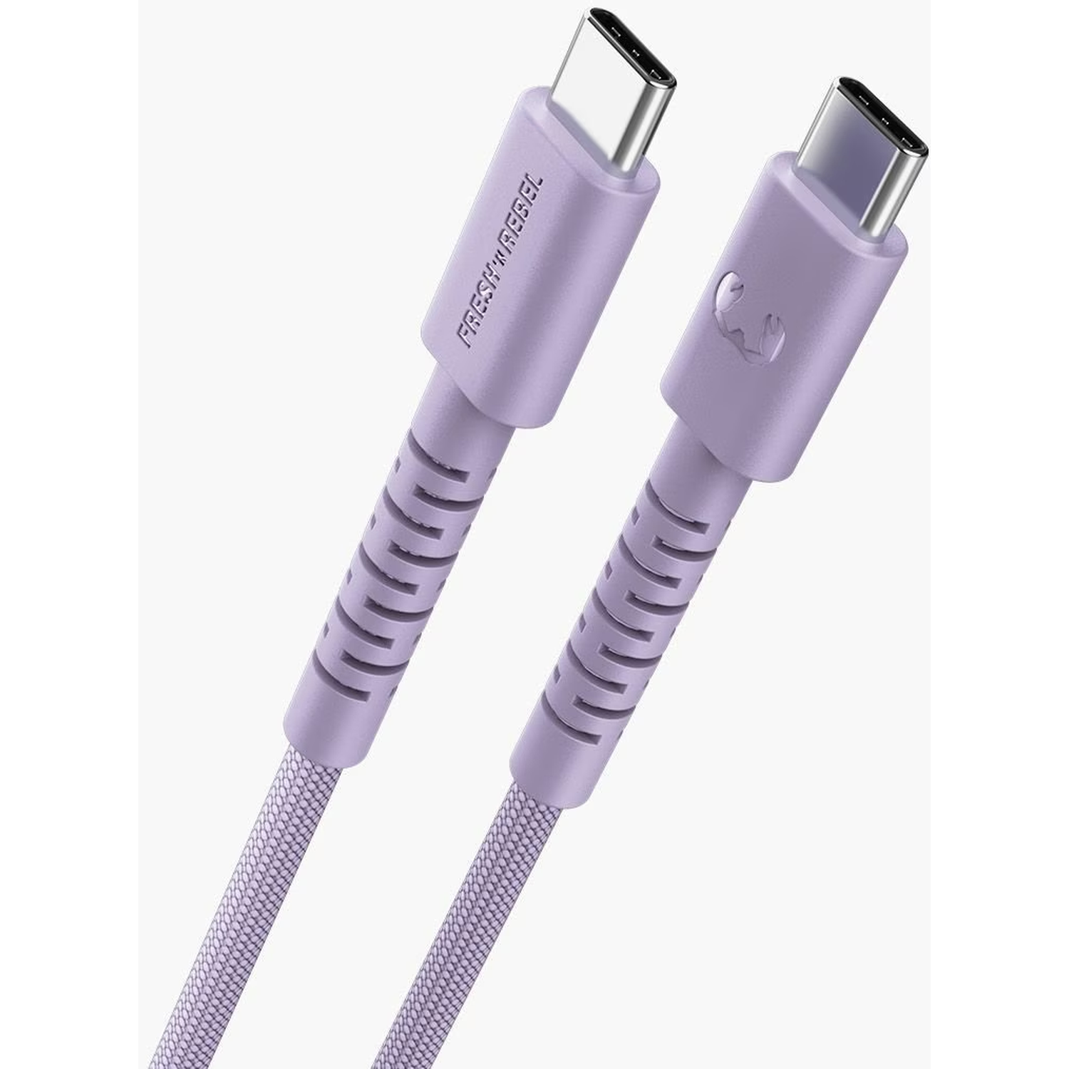 Twee lavendelkleurige USB-C-kabels met metalen connectoren. Eén heeft de merknaam 'FRESH 'N REBEL' erop gedrukt.