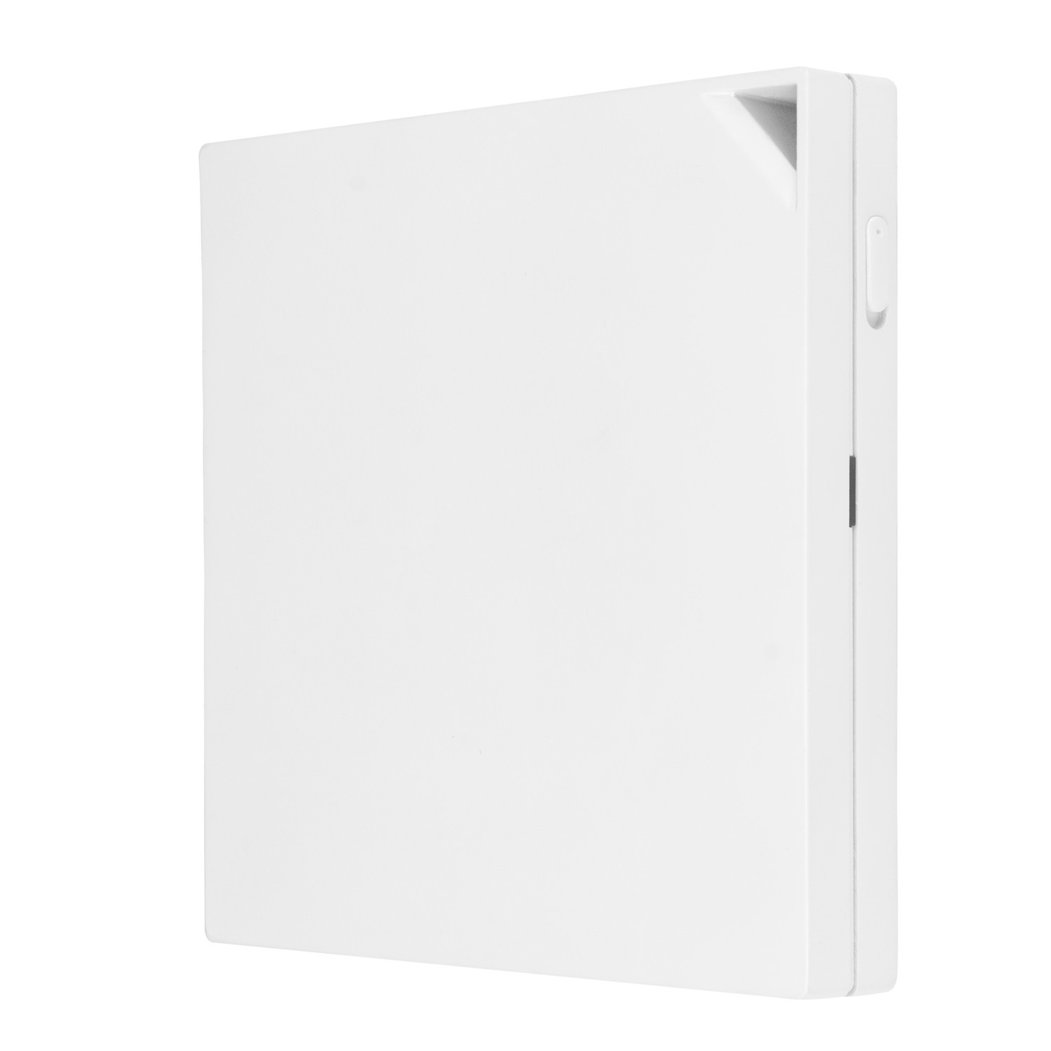 Un appareil rectangulaire blanc avec des coins arrondis et un petit bouton. L'appareil est sur un fond blanc.