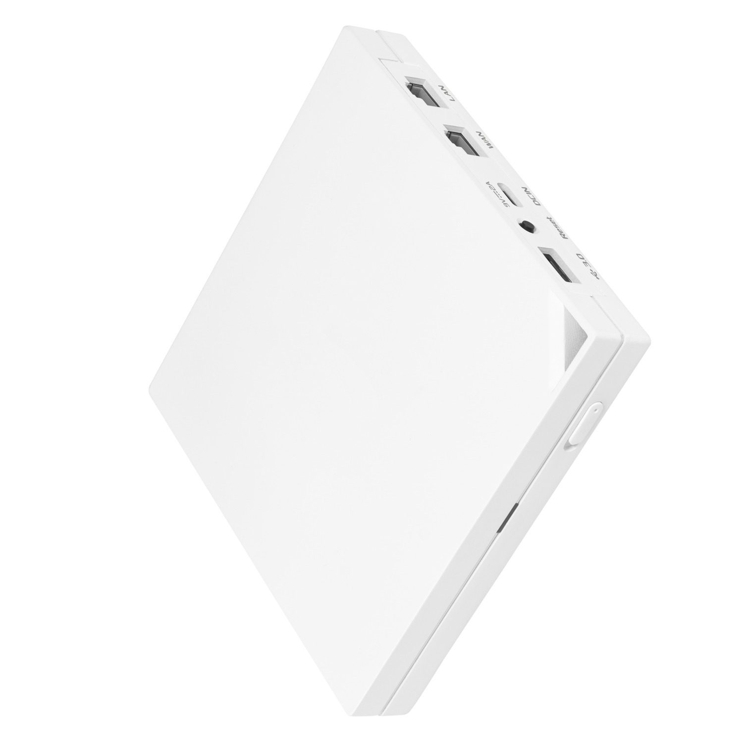 Appareil rectangulaire blanc avec ports étiquetés LAN, WAN, DCIN, Reset et USB 3.0. Bouton d'alimentation présent. Vue en angle sur fond blanc.