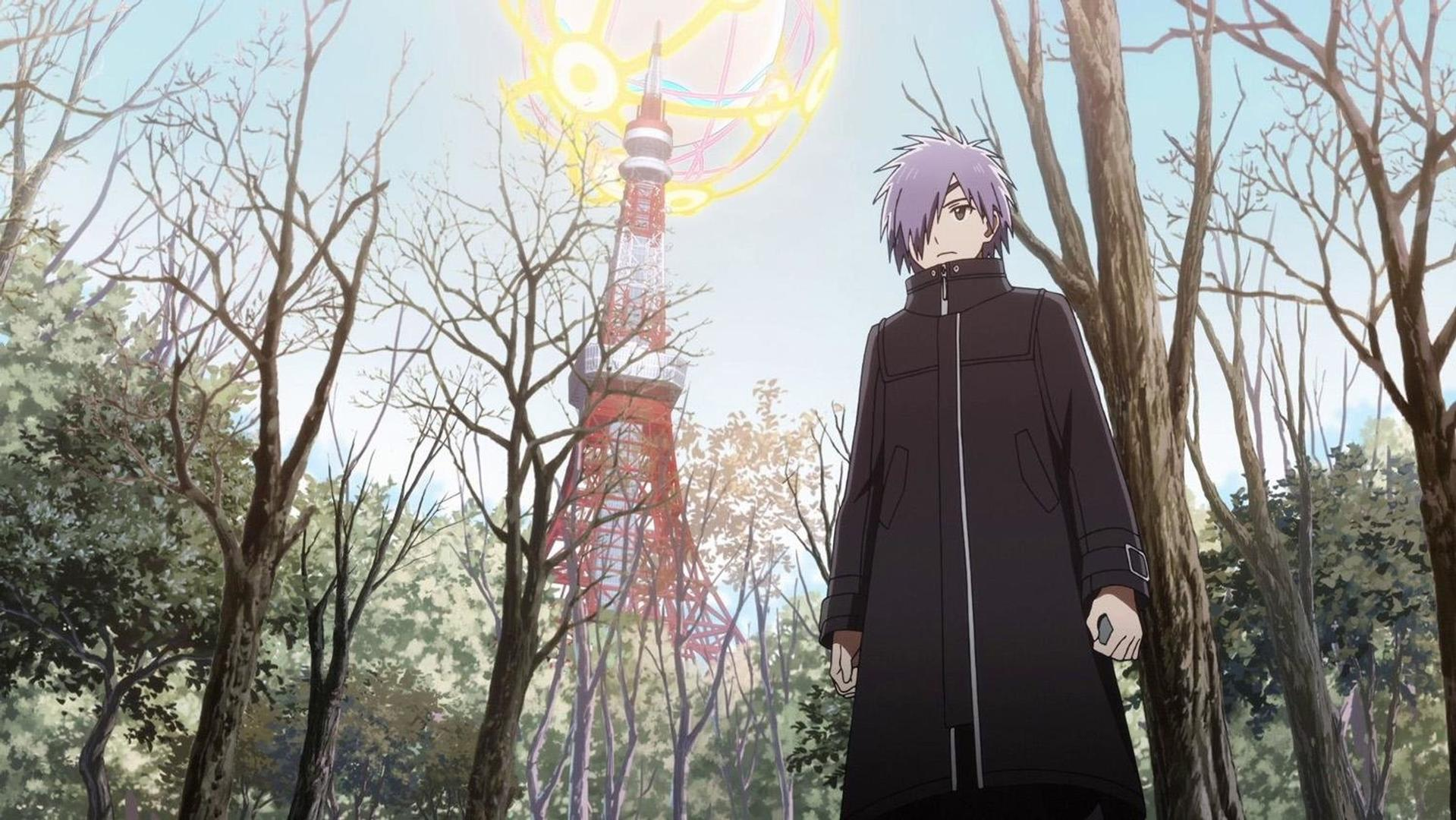Ein Anime-Charakter in einem schwarzen Mantel steht in einem Wald, im Hintergrund der Tokyo Tower unter einem leuchtenden Orb.