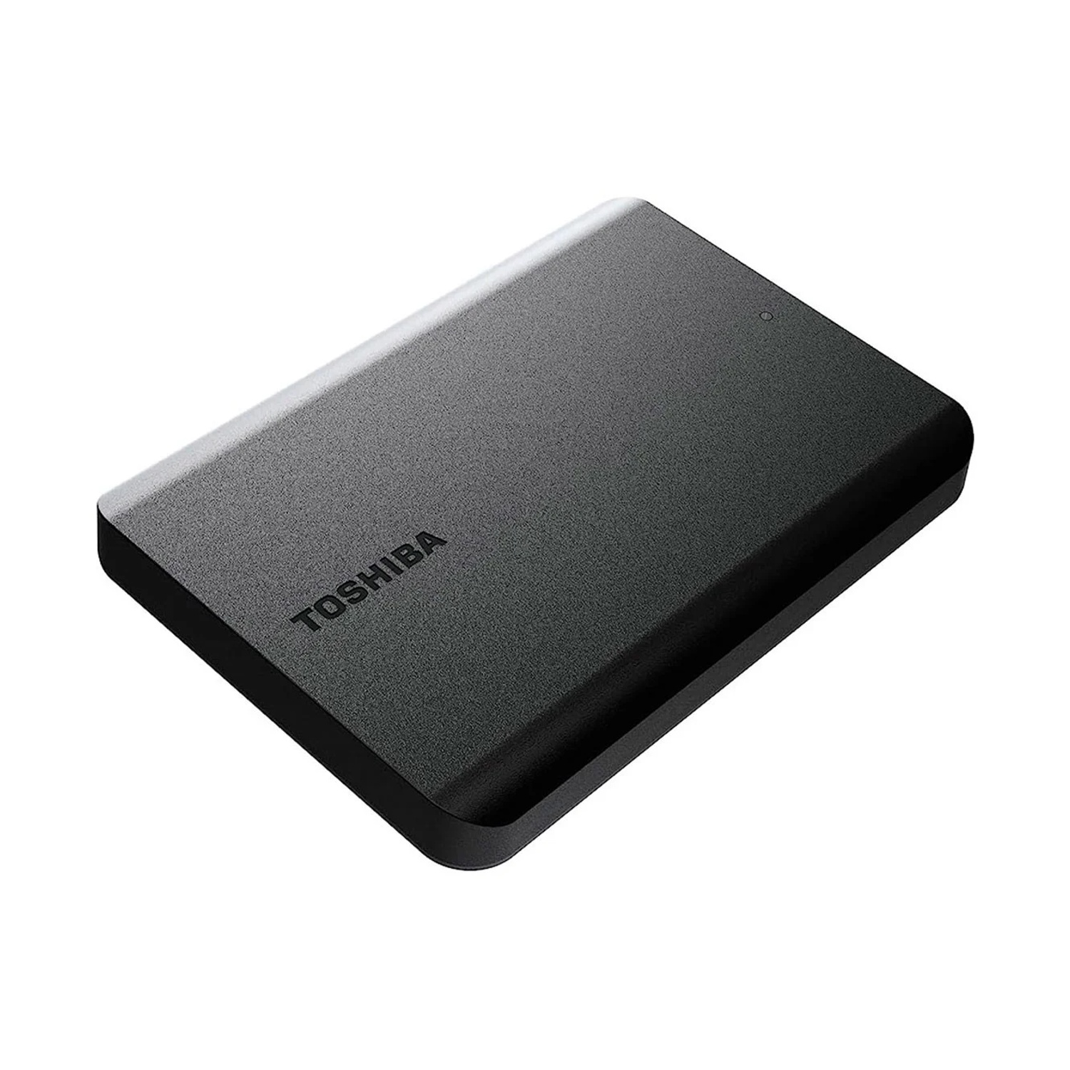 Un disco rigido esterno Toshiba nero. La parola 'TOSHIBA' è stampata sulla parte superiore. È su uno sfondo bianco.