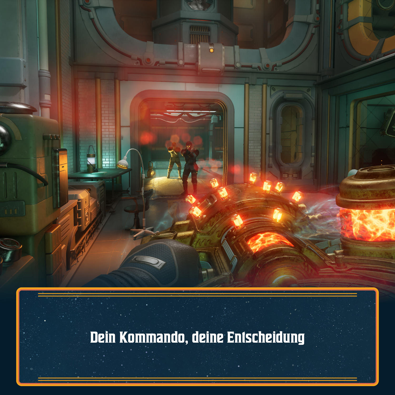 Sci-Fi-Szene mit einer Waffe in der Hand, zwei Figuren im Hintergrund und leuchtenden Lichtern. Die Umgebung ist metallisch mit futuristischem Design.