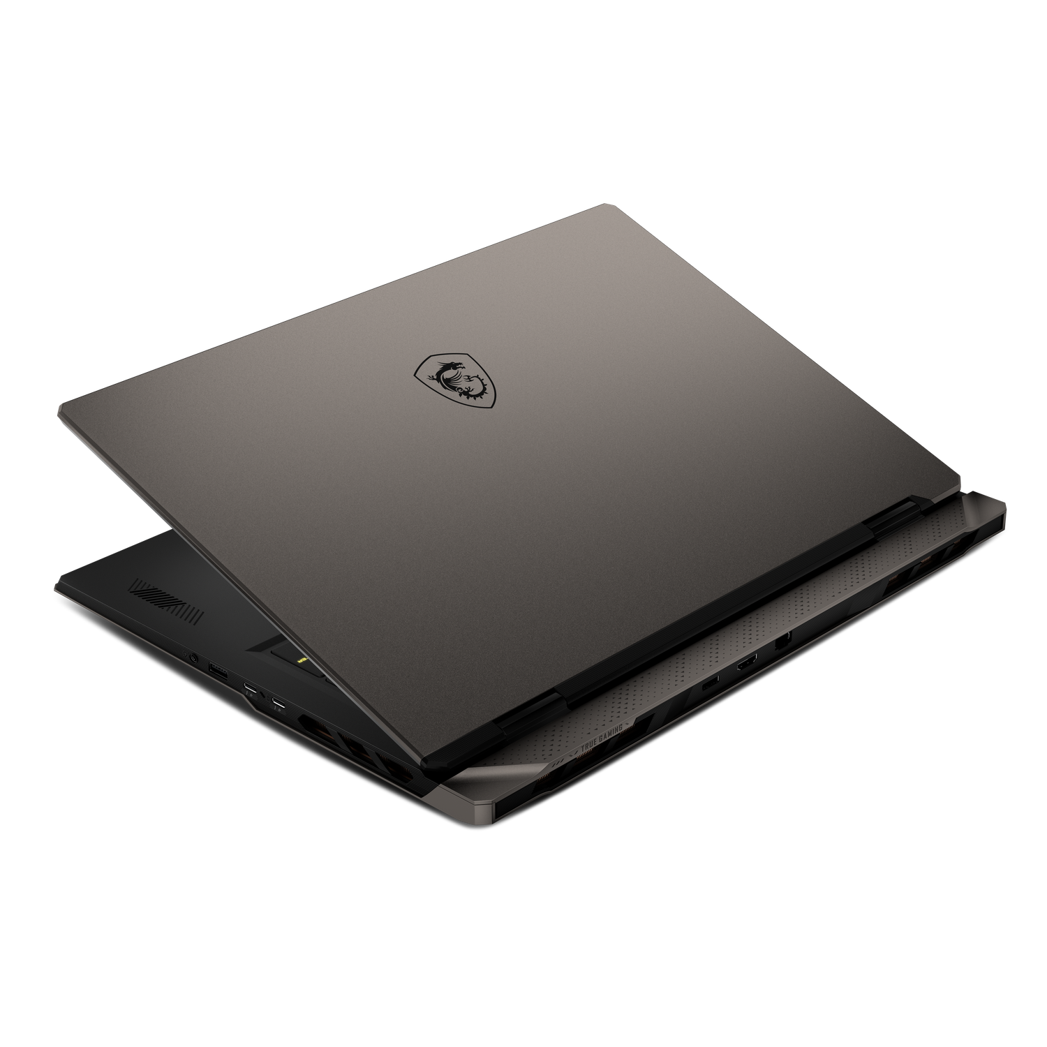 Een grijze laptop, iets geopend, op een zwarte achtergrond. Het MSI-logo is zichtbaar. De poorten en ventilatieopeningen zijn gedetailleerd.