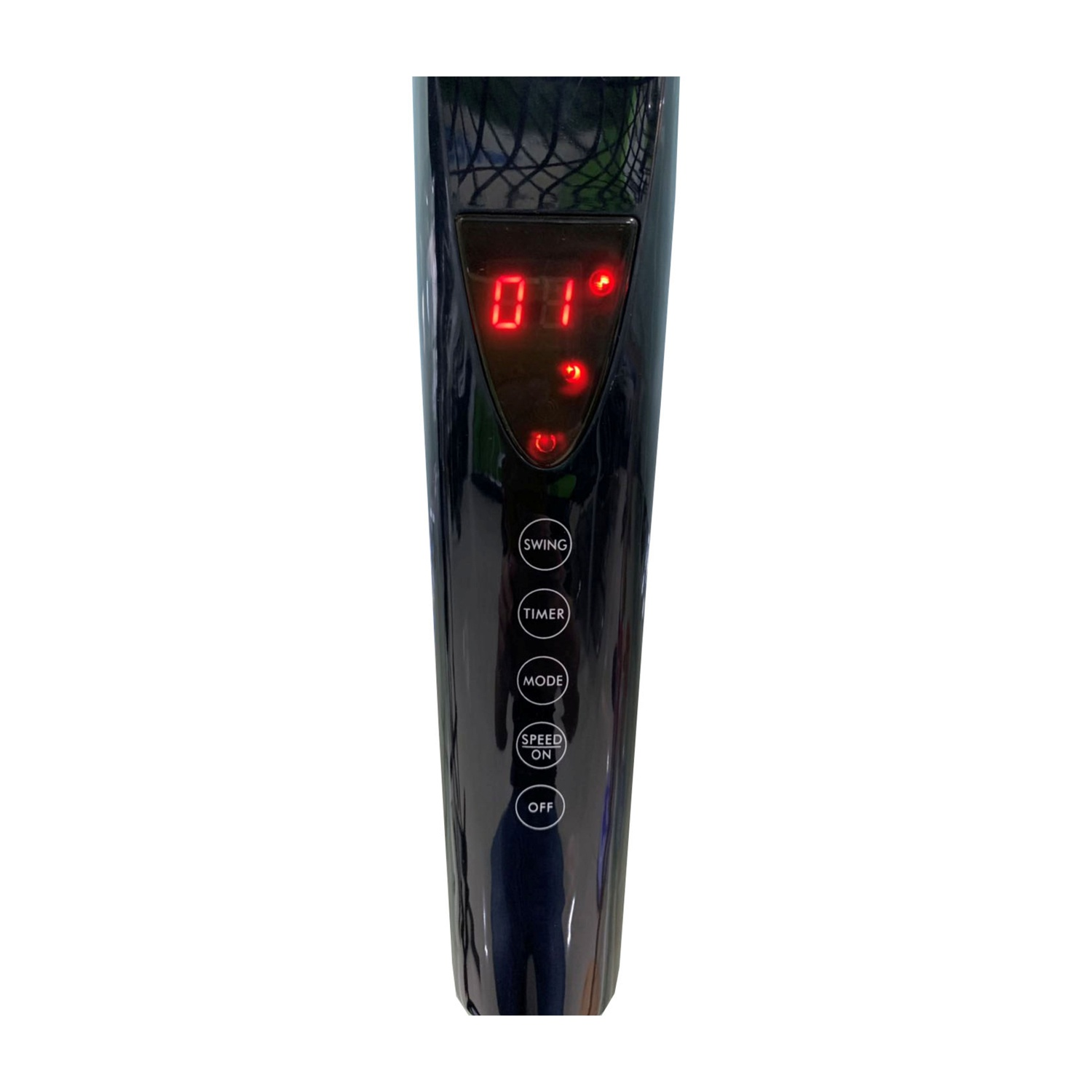 Un pannello di controllo del ventilatore nero. Mostra il numero 01 in rosso su un display, con pulsanti per oscillazione, timer, modalità, velocità, on e off.