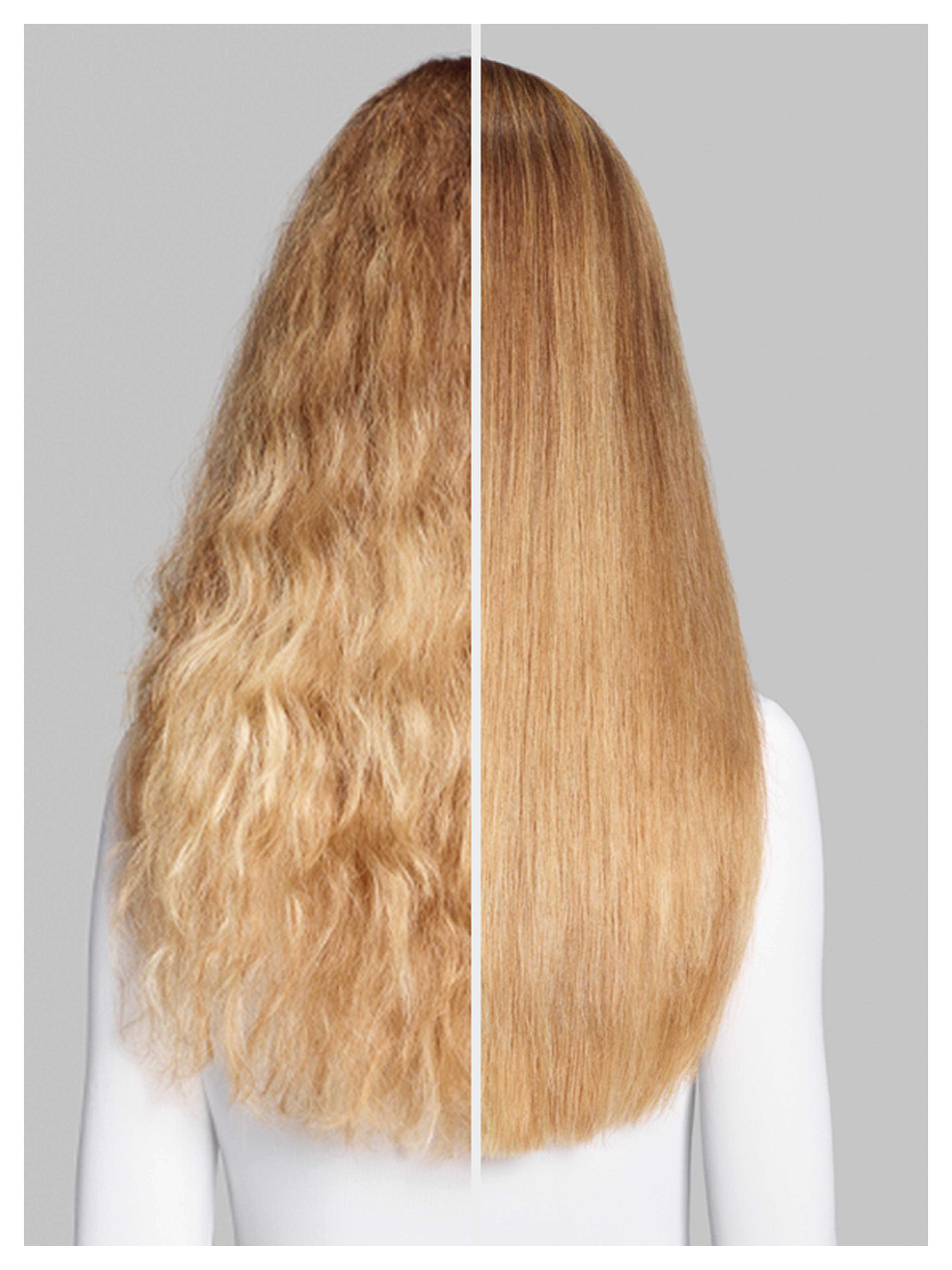 Das Bild zeigt Haare vor und nach der Behandlung. Eine Seite ist kraus, die andere glatt.