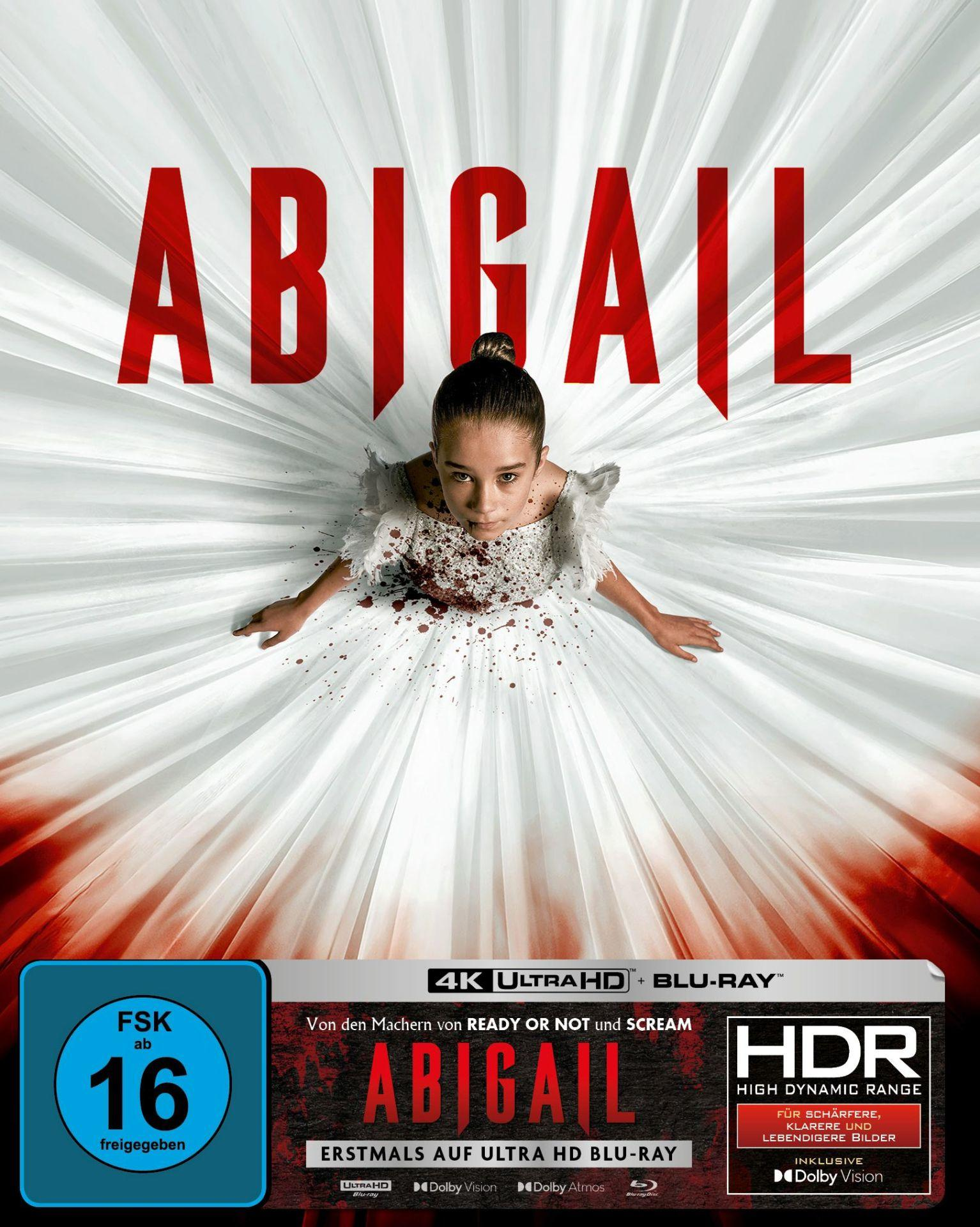 Filmposter. Ein Mädchen in einem blutbespritzten Kleid. Der Titel 'ABIGAIL' in Rot, weißer Hintergrund. Blu-ray-Info unten.