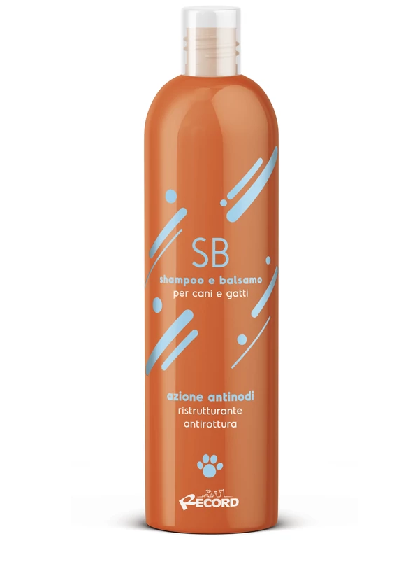 Narancssárga kisállat samponos üveg kék díszítéssel. A szöveg 'SB shampoo e balsamo per cani e gatti'. Fehér háttér.
