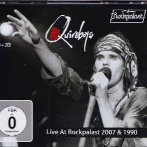 Ein Mann auf der Bühne mit Mikrofon, Bandname 'Quireboys' und Text 'Live At Rockpalast 2007 & 1990' auf einem CD-Cover.