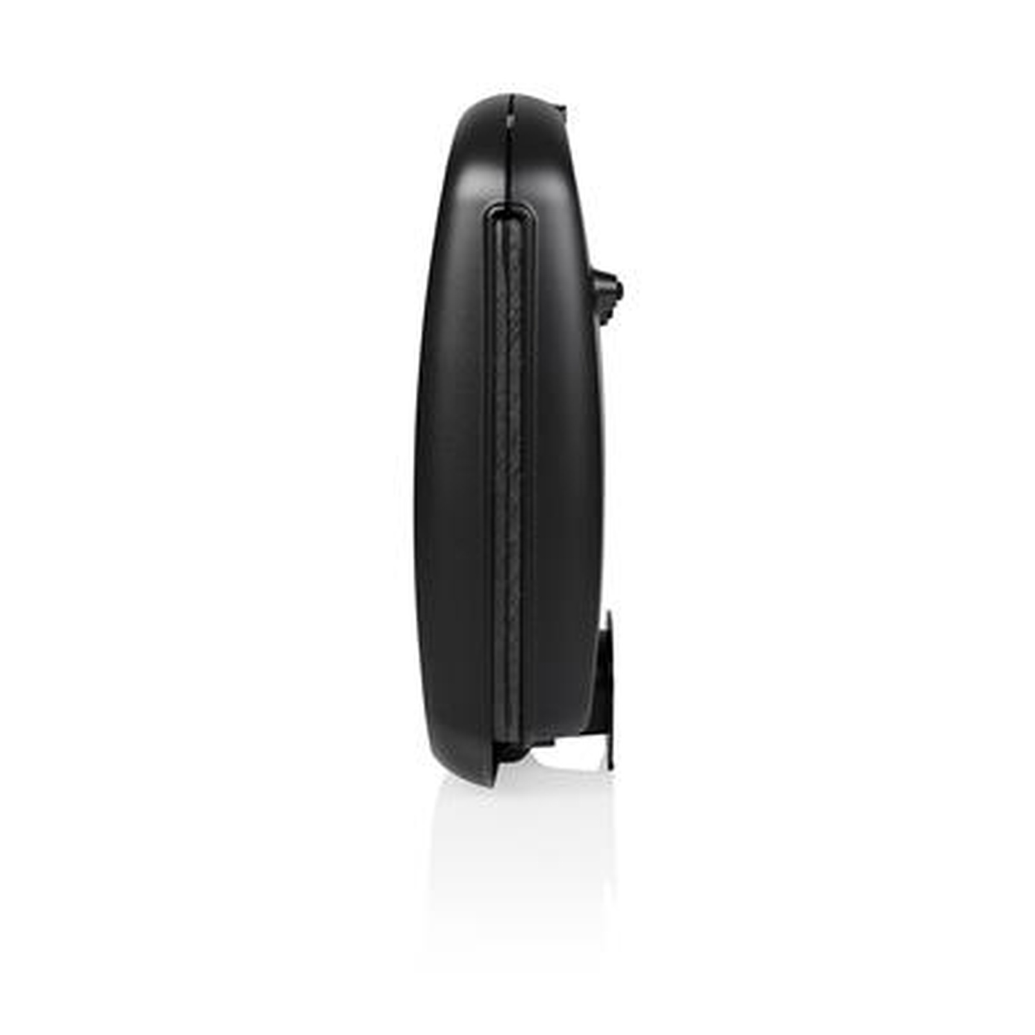 Vue latérale noire d'un petit appareil. Il est rectangulaire avec des bords arrondis et une petite poignée. Le fond est blanc.