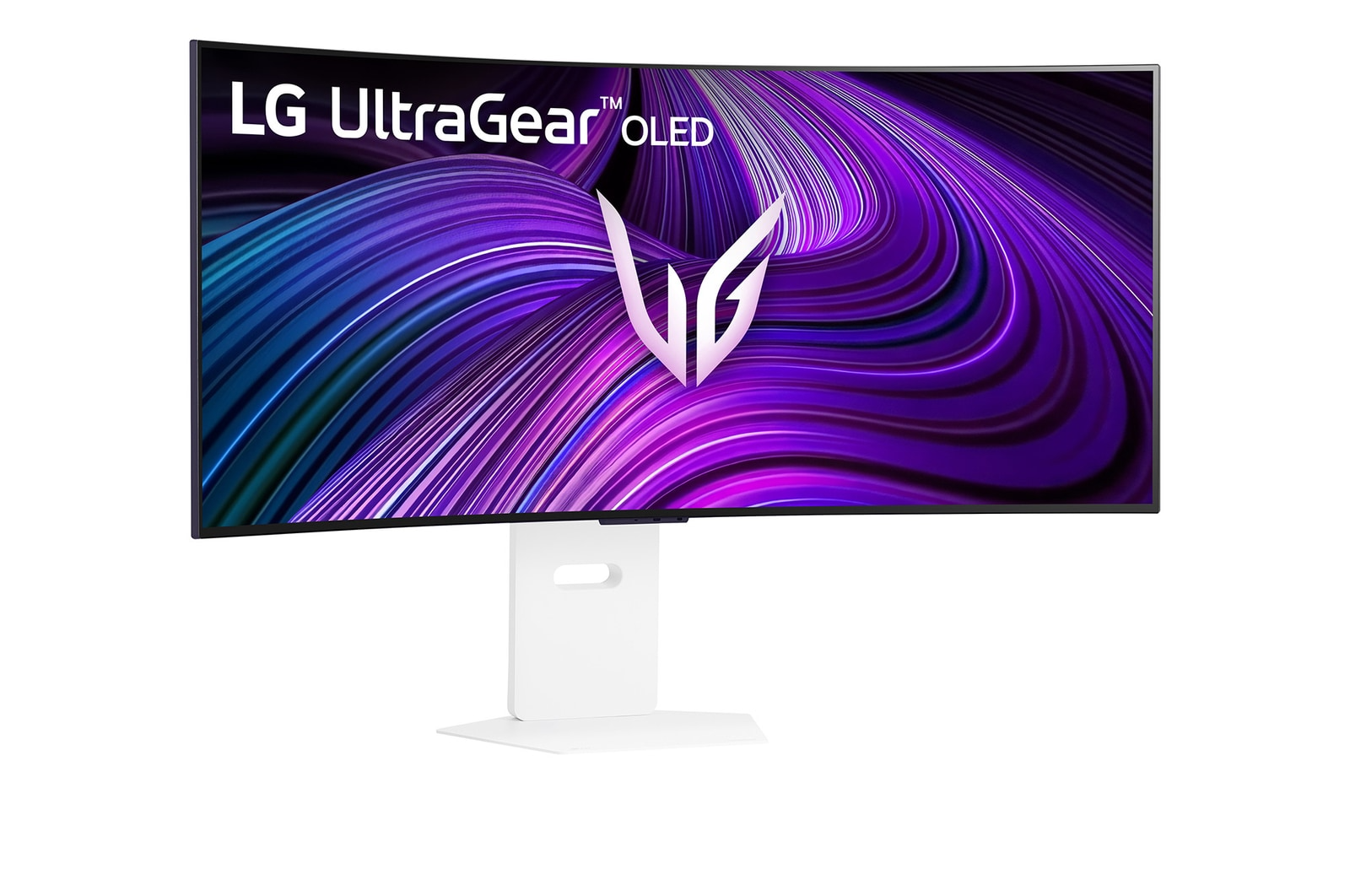 Ívelt LG UltraGear OLED monitor. Fehér állványa van. A képernyő lila és kék örvénylő dizájnt jelenít meg az LG logójával.