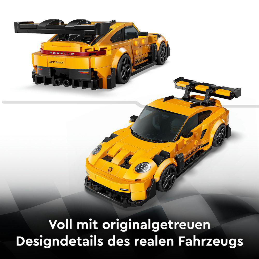 Zwei gelbe Lego Porsche Autos werden gezeigt. Eines von hinten, das andere von vorne, mit Text unten.