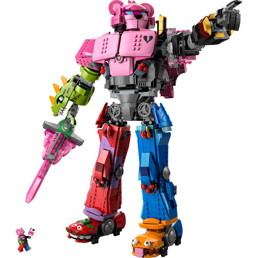 Ein farbenfroher Lego-Roboter in Pink, Grün, Rot, Blau und Schwarz. Er hält ein Schwert, mit einer kleinen Figur links unten.