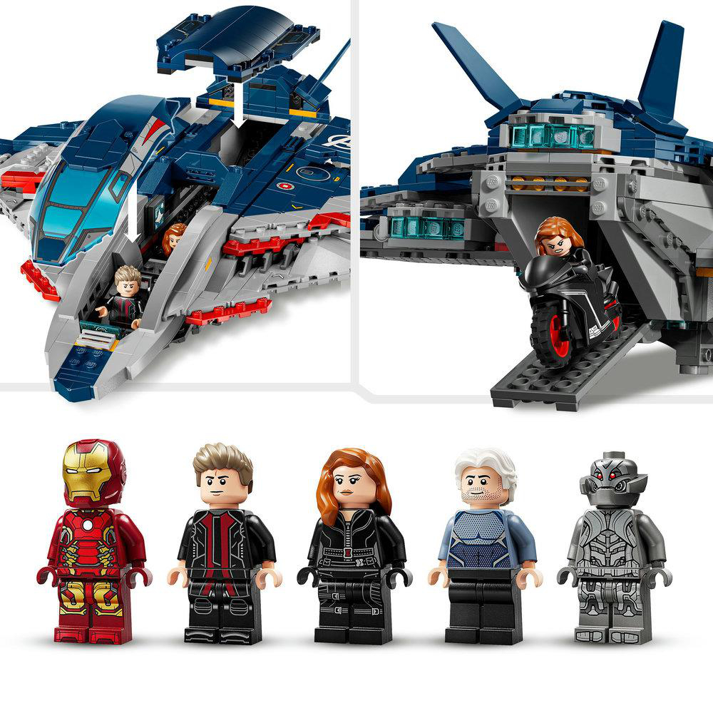 Lego-Set mit einem blau-grauen Flugzeug, einem Motorrad und fünf Superheldenfiguren: Iron Man, Ant-Man, Black Widow, Quicksilver und Ultron.