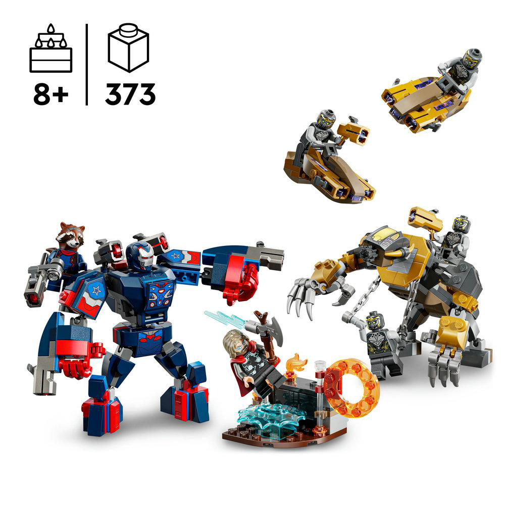 Lego-Set mit verschiedenen Figuren und Fahrzeugen. Enthält einen großen blauen und roten Roboter, ein braunes und gelbes Monster und andere Charaktere.