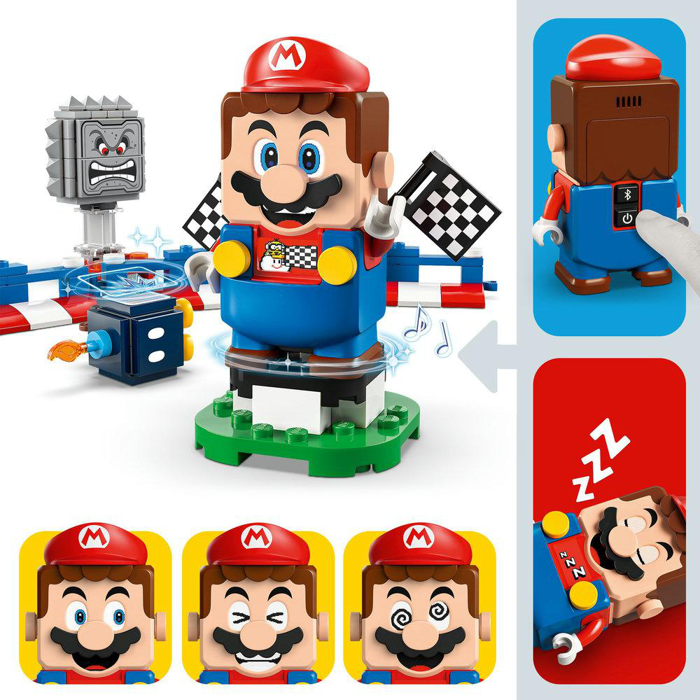 Eine Lego-Mario-Figur mit Zubehör. Sie zeigt verschiedene Zustände von Mario. Enthält einen Thwomp, einen Fragezeichenblock und eine Zielflagge.