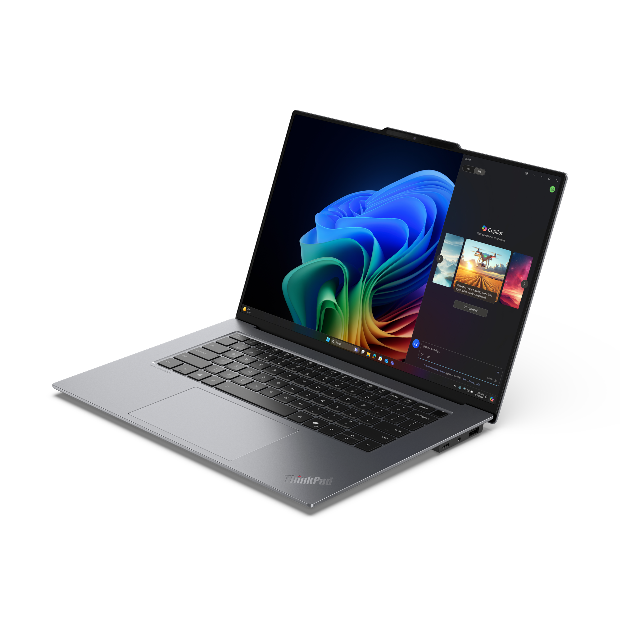 Laptop mit Bildschirm, der farbenfrohe abstrakte Kunst und ein Copilot-Fenster zeigt. Die Tastatur ist sichtbar. Schwarzer Hintergrund.