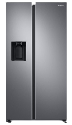 Un refrigerador Samsung lado a lado plateado. Tiene dispensador de agua, dos puertas y base negra. El logotipo de Samsung es visible.