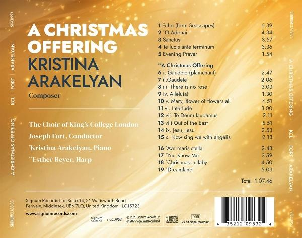 CD-Cover mit dem Titel 'A Christmas Offering' von Kristina Arakelyan. Enthält Titelliste und Credits auf goldenem Hintergrund.