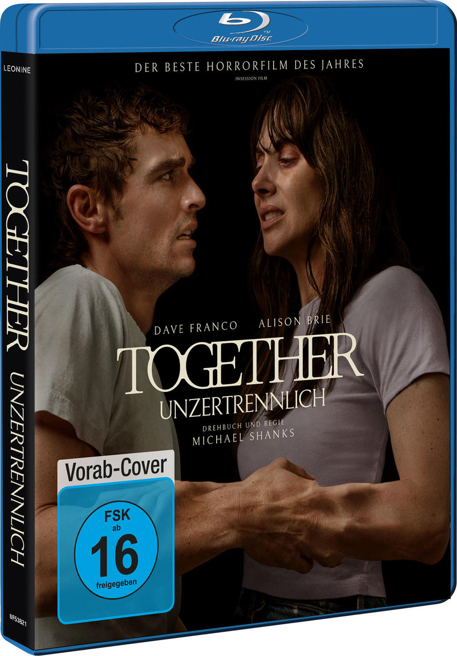 Blu-ray-Cover für 'Together'. Ein Mann und eine Frau stehen sich gegenüber und sehen besorgt aus. Deutscher Text mit einer Altersfreigabe ab 16.
