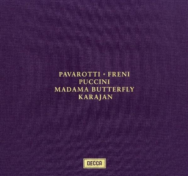 Albumcover mit dunkelviolettem Hintergrund. Goldener Text: Pavarotti, Freni, Puccini, Madama Butterfly, Karajan. Decca-Logo unten.