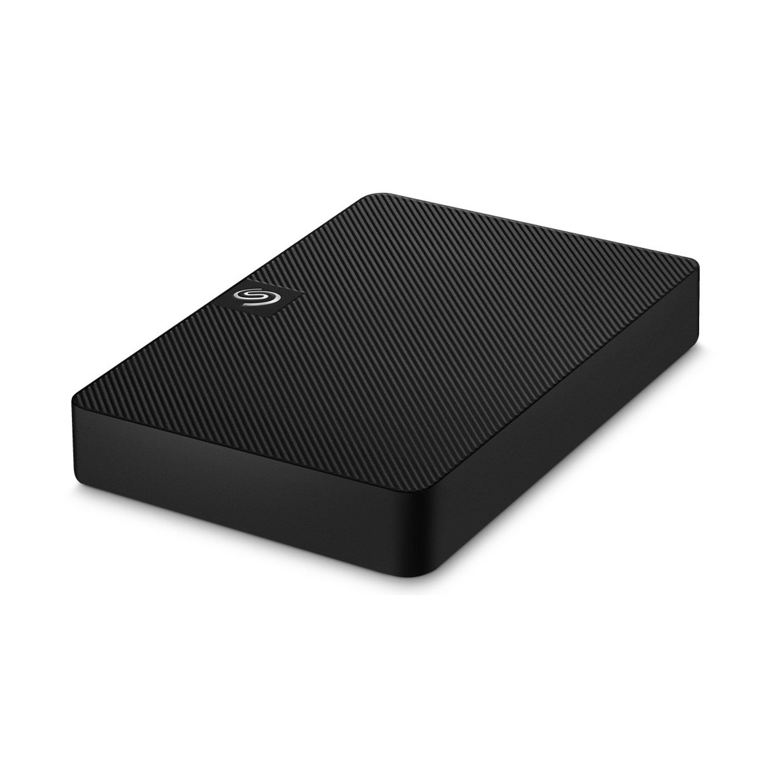 Un disco rigido esterno nero con parte superiore strutturata e logo Seagate, su sfondo bianco.