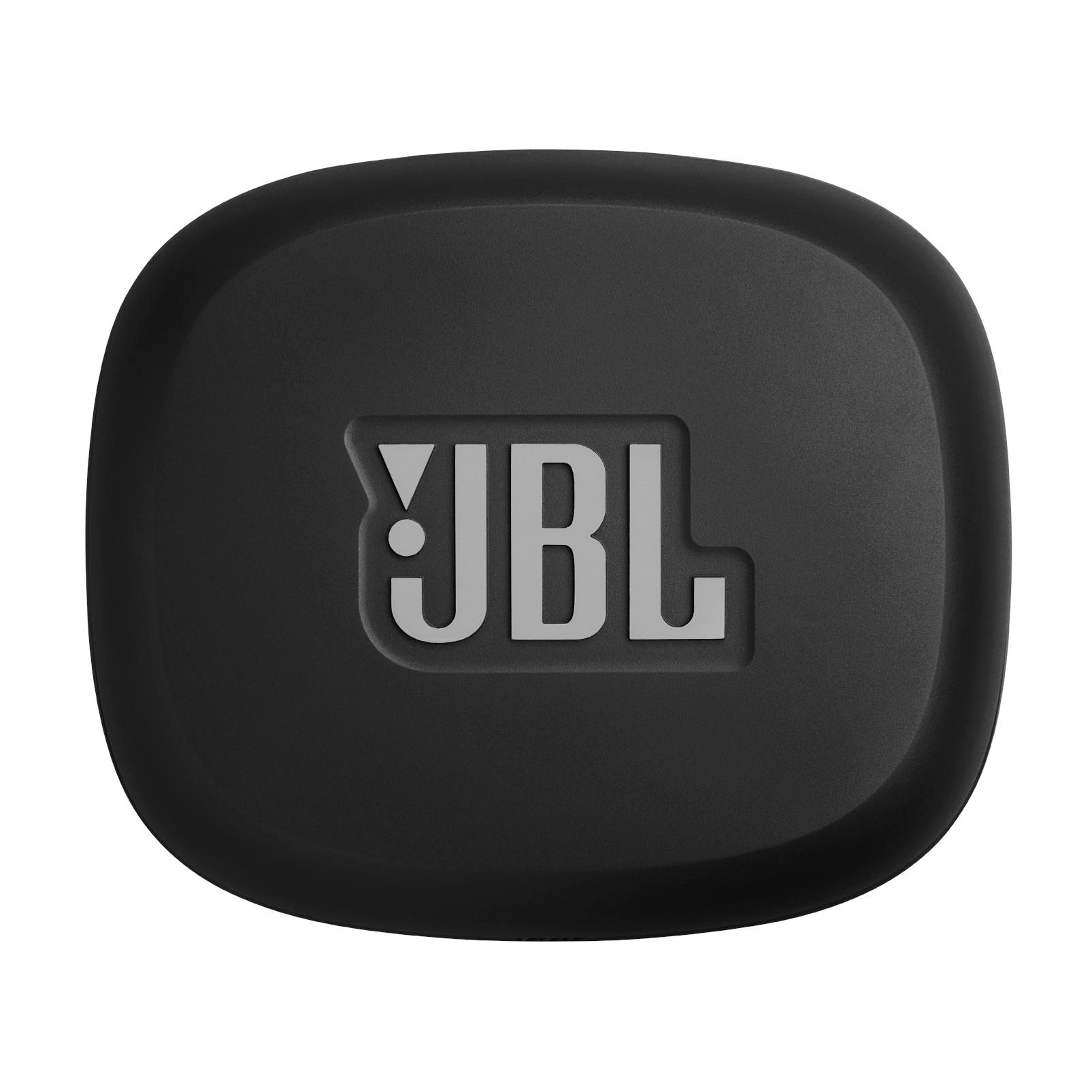 Ein schwarzes, abgerundetes Gehäuse mit silbernem JBL-Logo. Das Gehäuse ist glatt und matt. Das Logo ist zentriert.