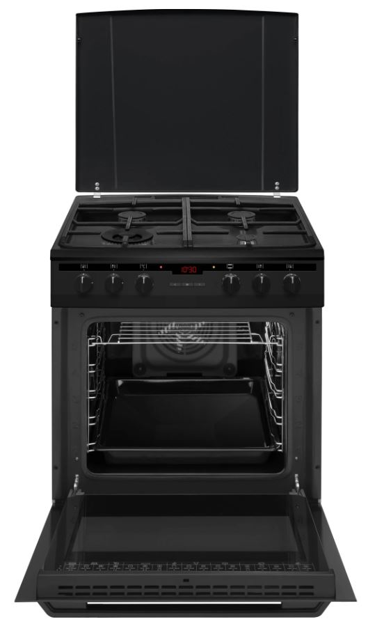 Zwarte vrijstaande oven met gaskookplaat. Ovendeur open, met roosters en een bakplaat. Bovenste deksel is open.