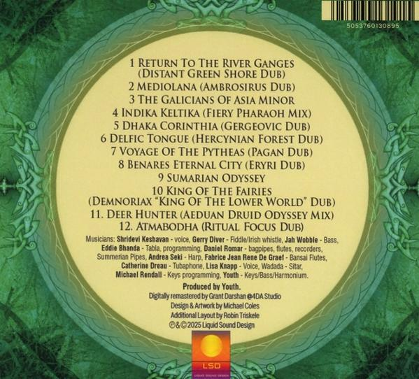 CD-Cover mit Titelliste, Künstlercredits und einem Logo in kreisförmigem Design, grüner Hintergrund. Barcode oben rechts.