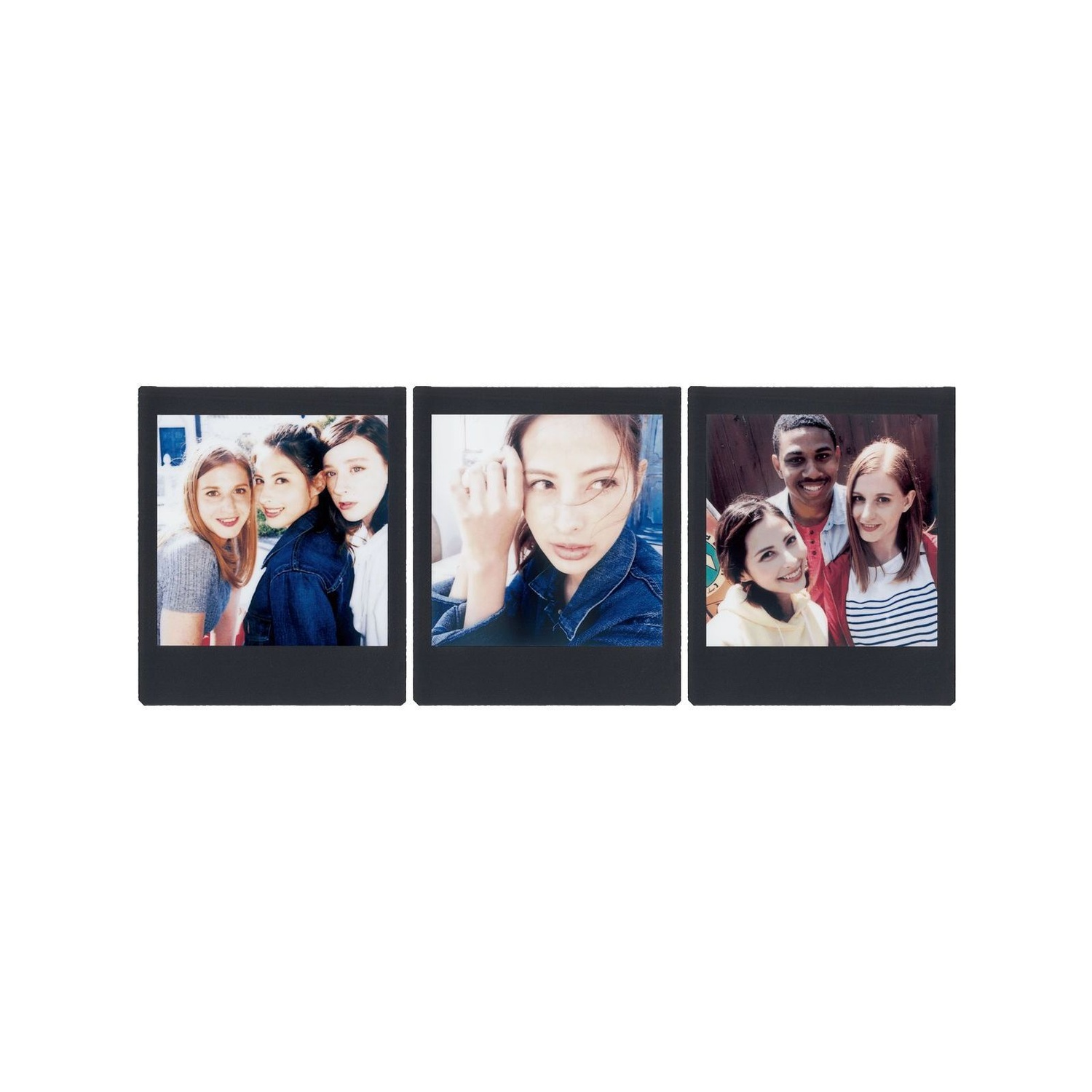 Drie polaroidfoto's. Elke foto toont een groep jonge mensen die lachen. De foto's zitten in zwarte frames, tegen een witte achtergrond.