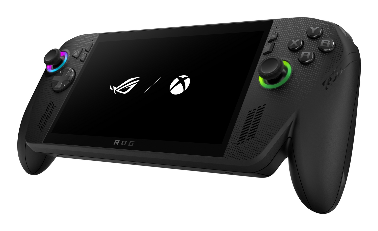 Dispositivo de juego portátil negro. Tiene pantalla, botones y joysticks. La pantalla muestra logotipos. El dispositivo está sobre un fondo blanco.