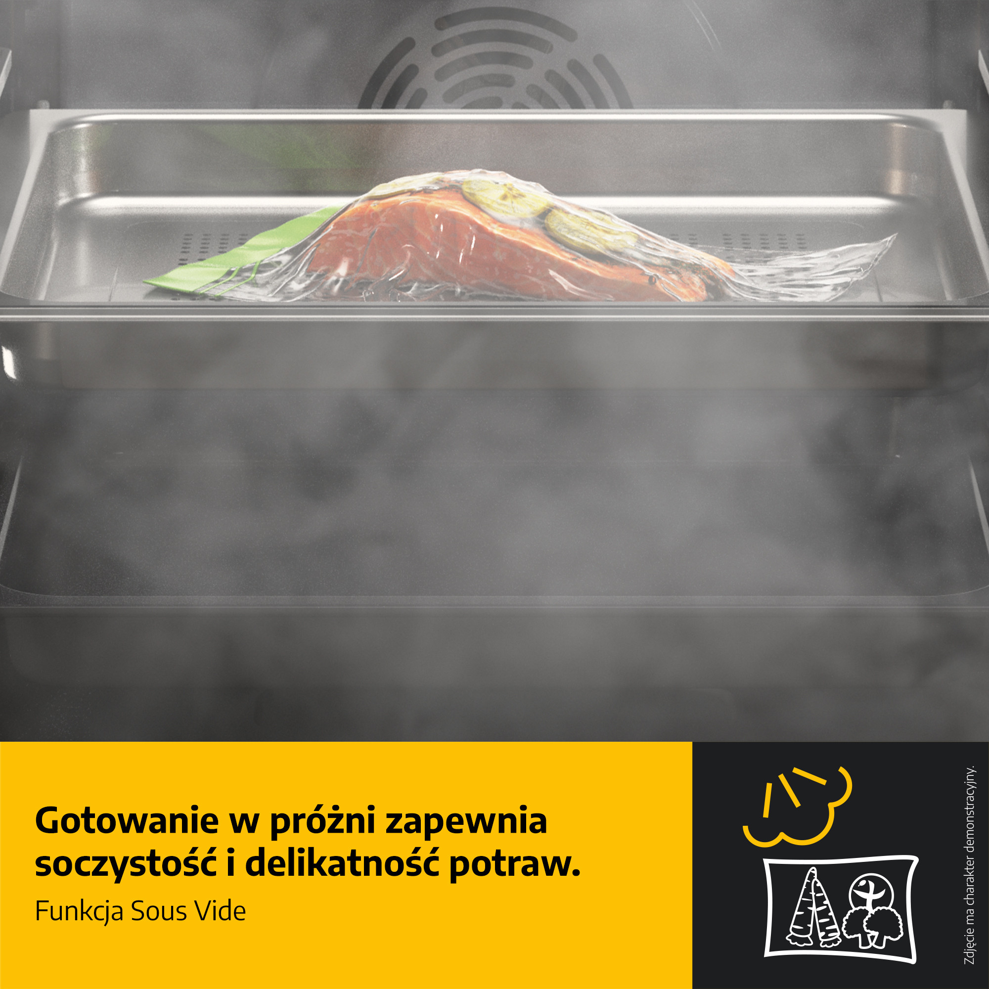 Filet z łososia w worku próżniowym w piekarniku. Para wypełnia piekarnik. Żółty baner mówi 'Sous Vide'.