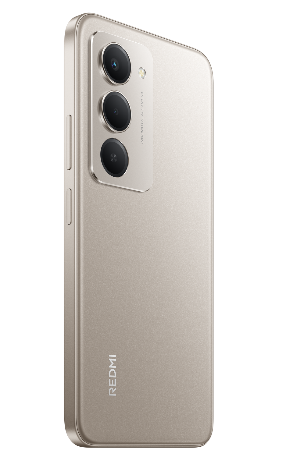 Un teléfono Redmi dorado se muestra en ángulo. Tiene tres lentes de cámara. La parte trasera es lisa con el nombre REDMI.