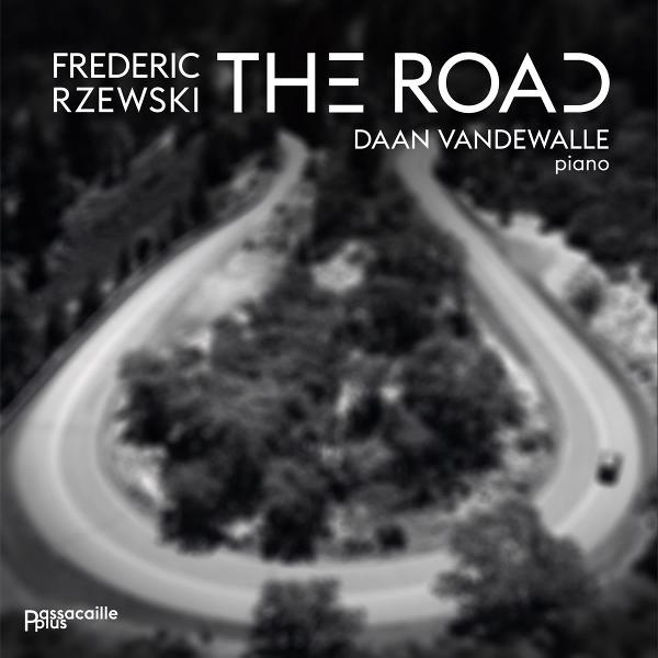 Albumcover mit dem Titel 'The Road'. Zeigt eine kurvenreiche Straße durch einen Wald. Namen von Komponist und Interpret stehen oben.