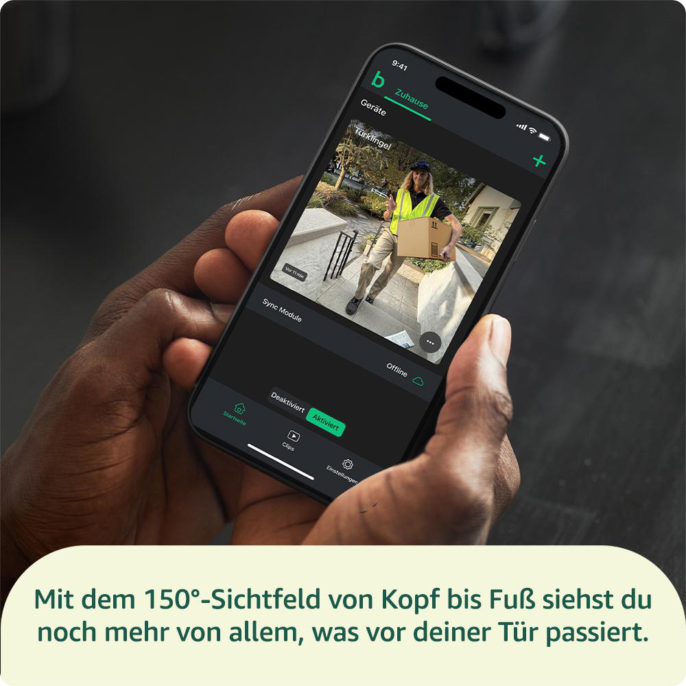 Ein Telefon zeigt einen Zusteller mit einer Box. Der Bildschirm zeigt eine Person mit gelber Weste, die ein Paket hält.