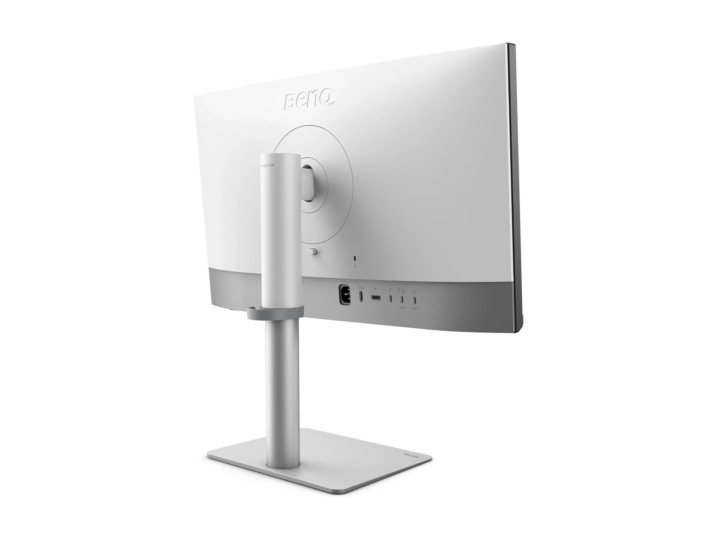 Se muestra un monitor BenQ blanco desde atrás, sostenido por un soporte plateado. La pantalla está inclinada hacia un lado.