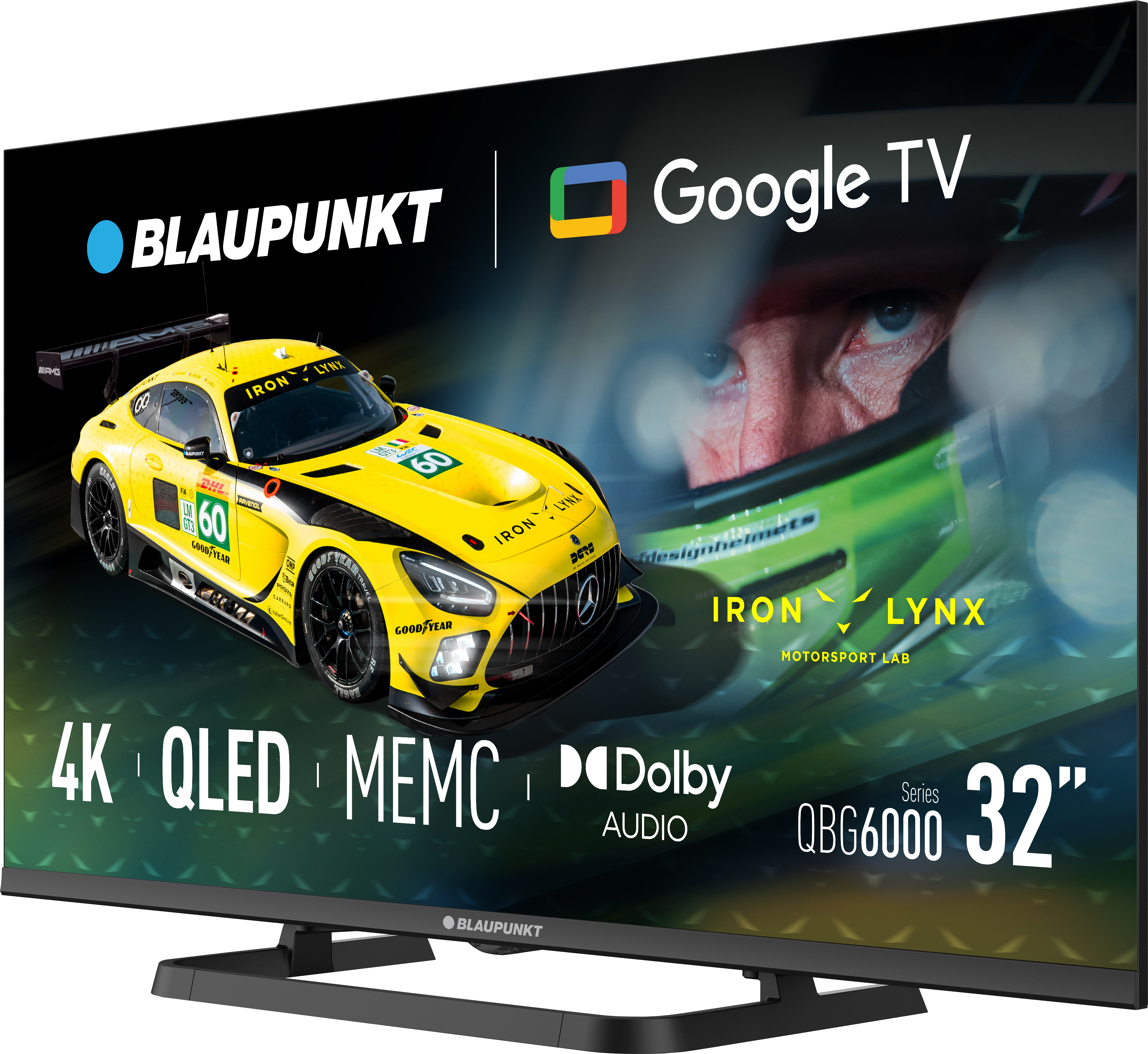 32-calowy telewizor Blaupunkt Google TV wyświetla żółty samochód wyścigowy, twarz kierowcy i dane techniczne. Loga: Google TV i Dolby Audio.