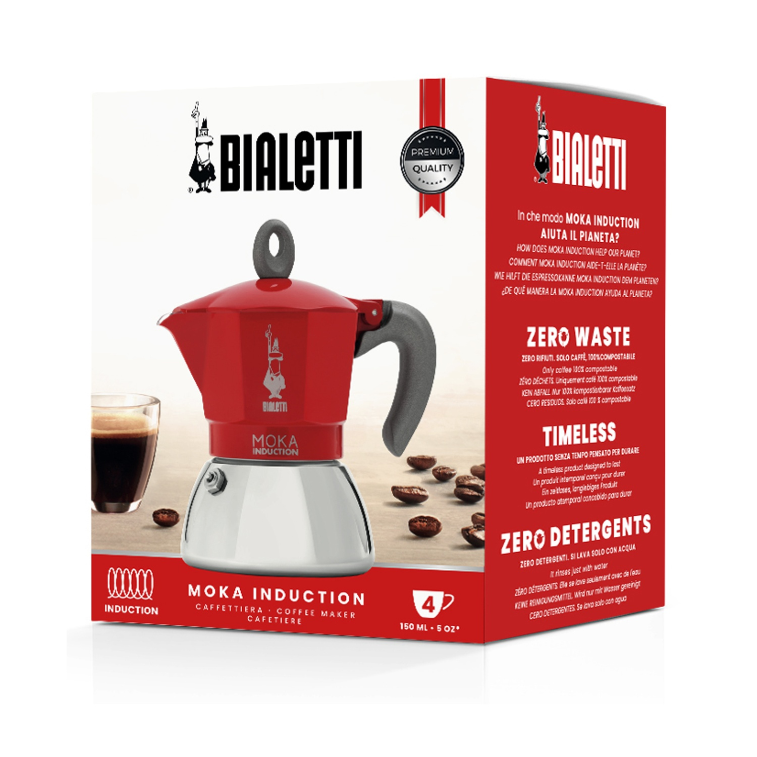 Caffettiera rossa Bialetti Moka Induction su superficie bianca, chicchi di caffè sparsi. Un bicchiere di caffè a sinistra.