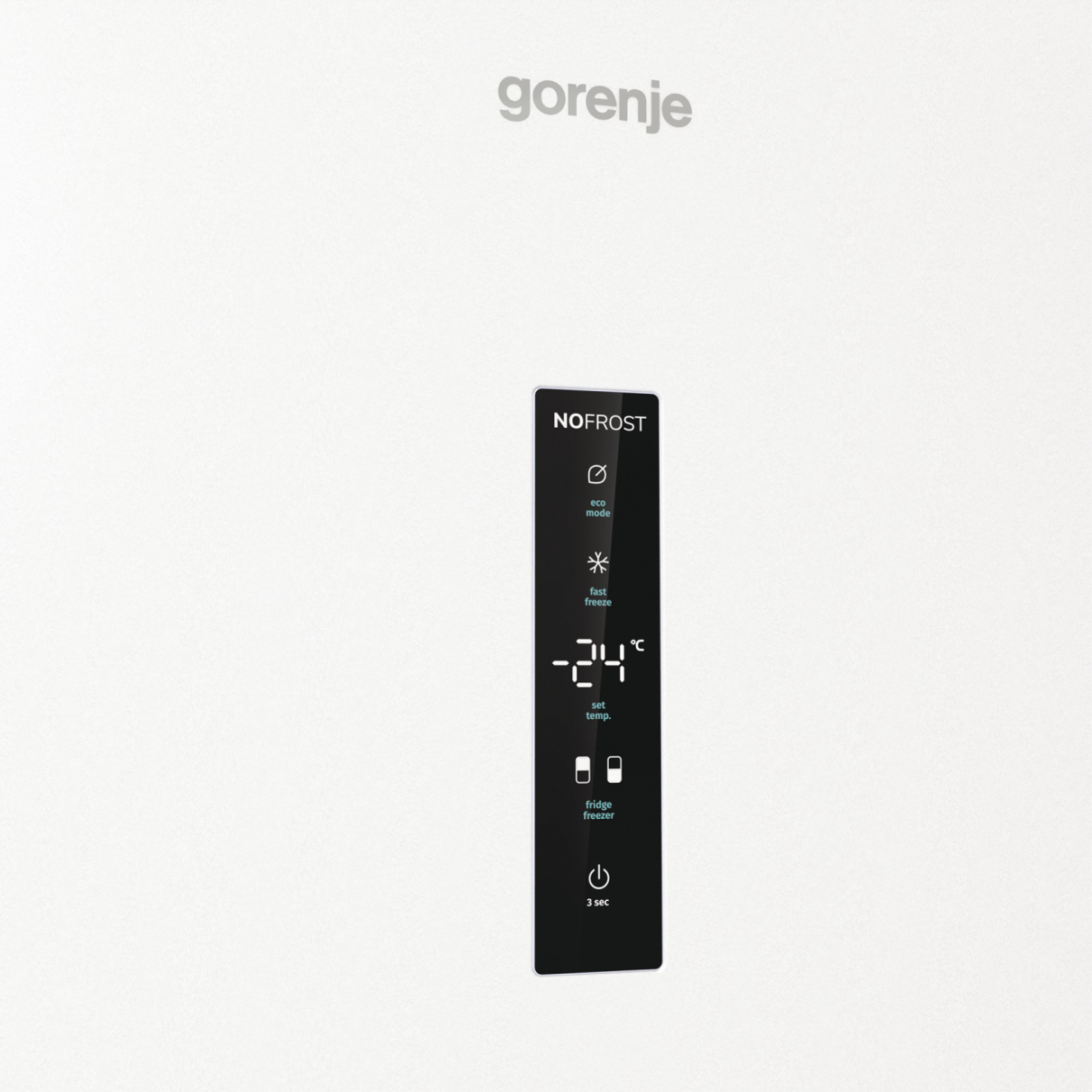 Fehér hűtőszekrény 'gorenje' logóval. Fekete panel 'NOFROST', hőmérséklet és vezérlő ikonokkal: eco, gyorsfagyasztás.