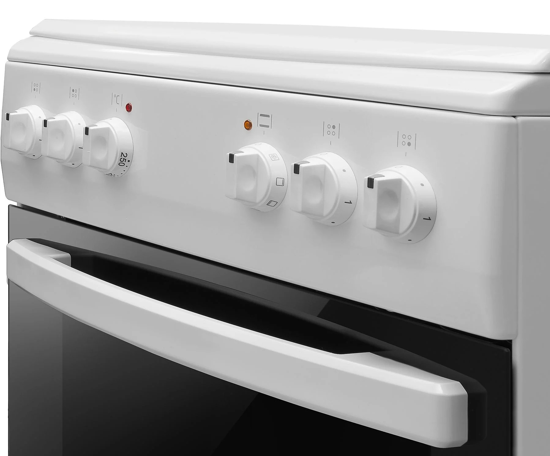 Biały piekarnik z pokrętłami i czarnymi szklanymi drzwiami. Pokrętła wskazują temperaturę i ustawienia. Uchwyt jest biały.