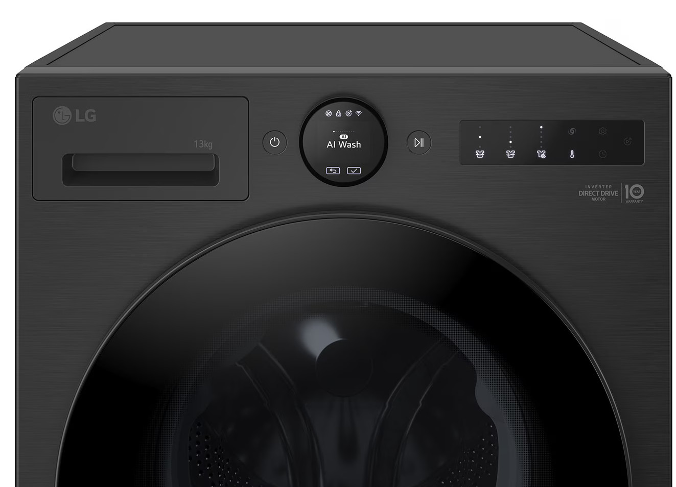 Czarna pralka LG. Posiada panel sterowania z przyciskami i okrągły wyświetlacz. Drzwi są duże i czarne.