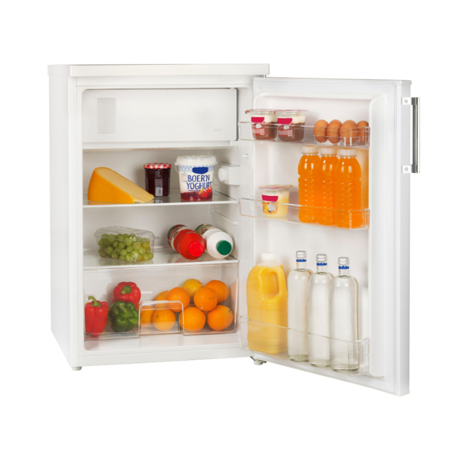 Un petit réfrigérateur avec la porte ouverte, rempli d'aliments tels que fruits, boissons, produits laitiers et œufs.