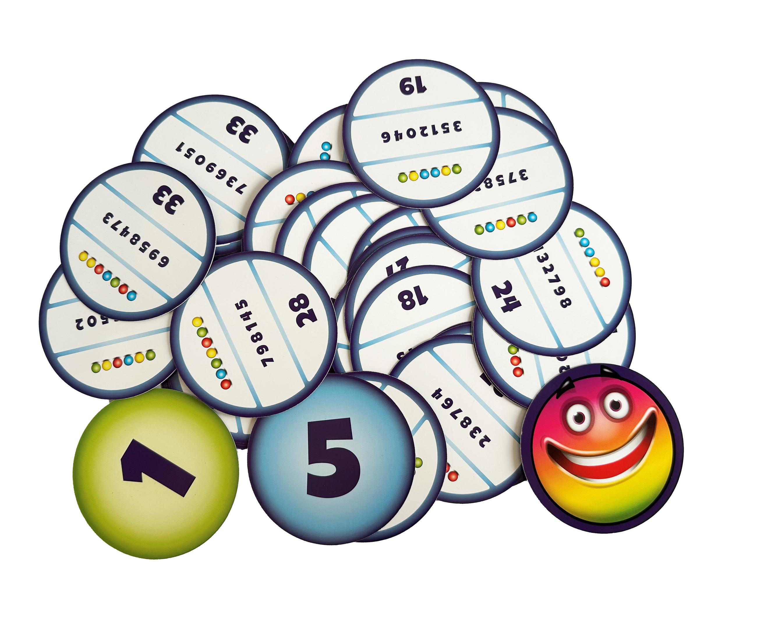 Eine Sammlung von Spielsteinen mit Zahlen und farbigen Punkten, darunter zwei Kreise mit den Zahlen 1 und 5 und ein Smiley.
