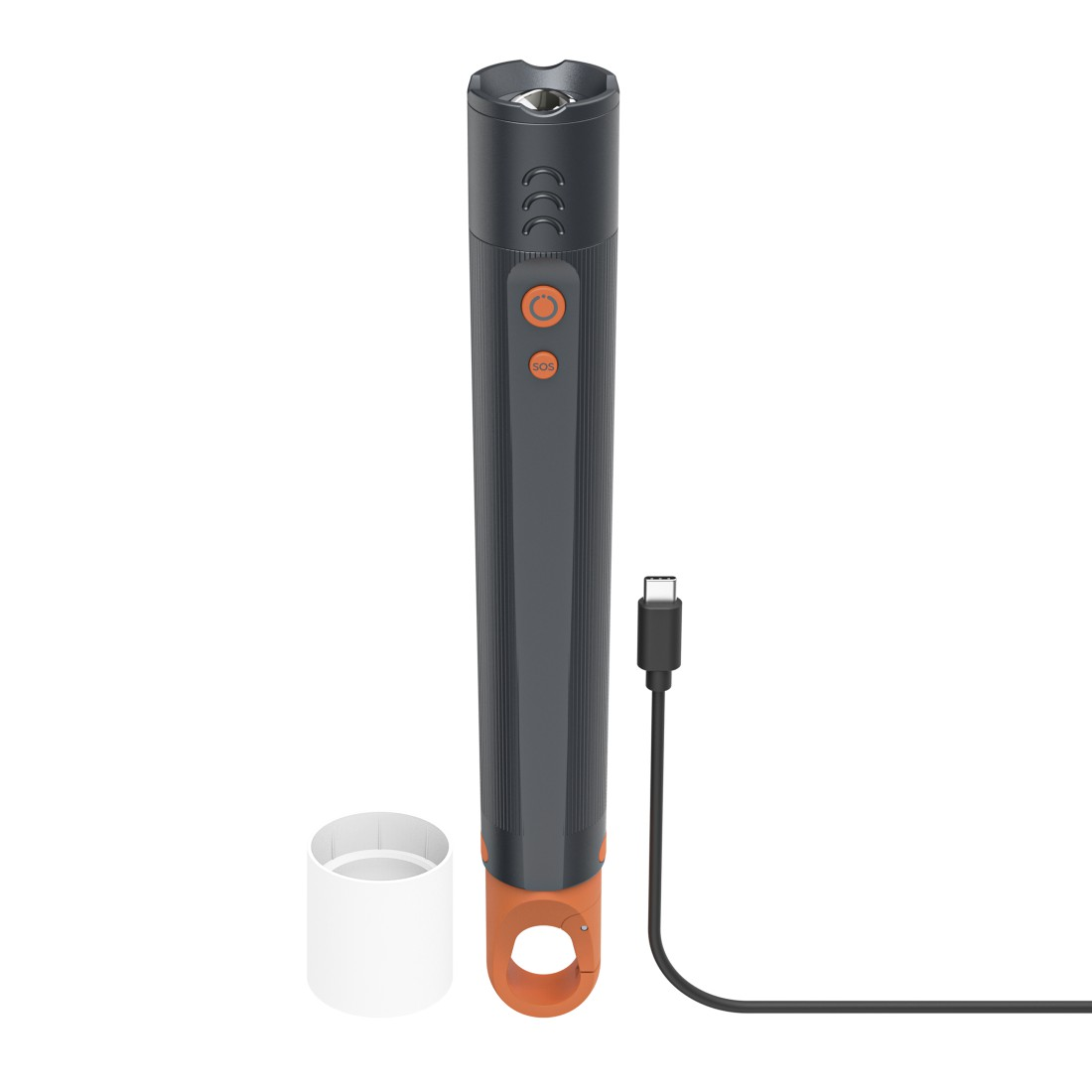 Eine schwarze und orangefarbene Taschenlampe mit Ladekabel und weißem Ständer auf weißem Hintergrund.