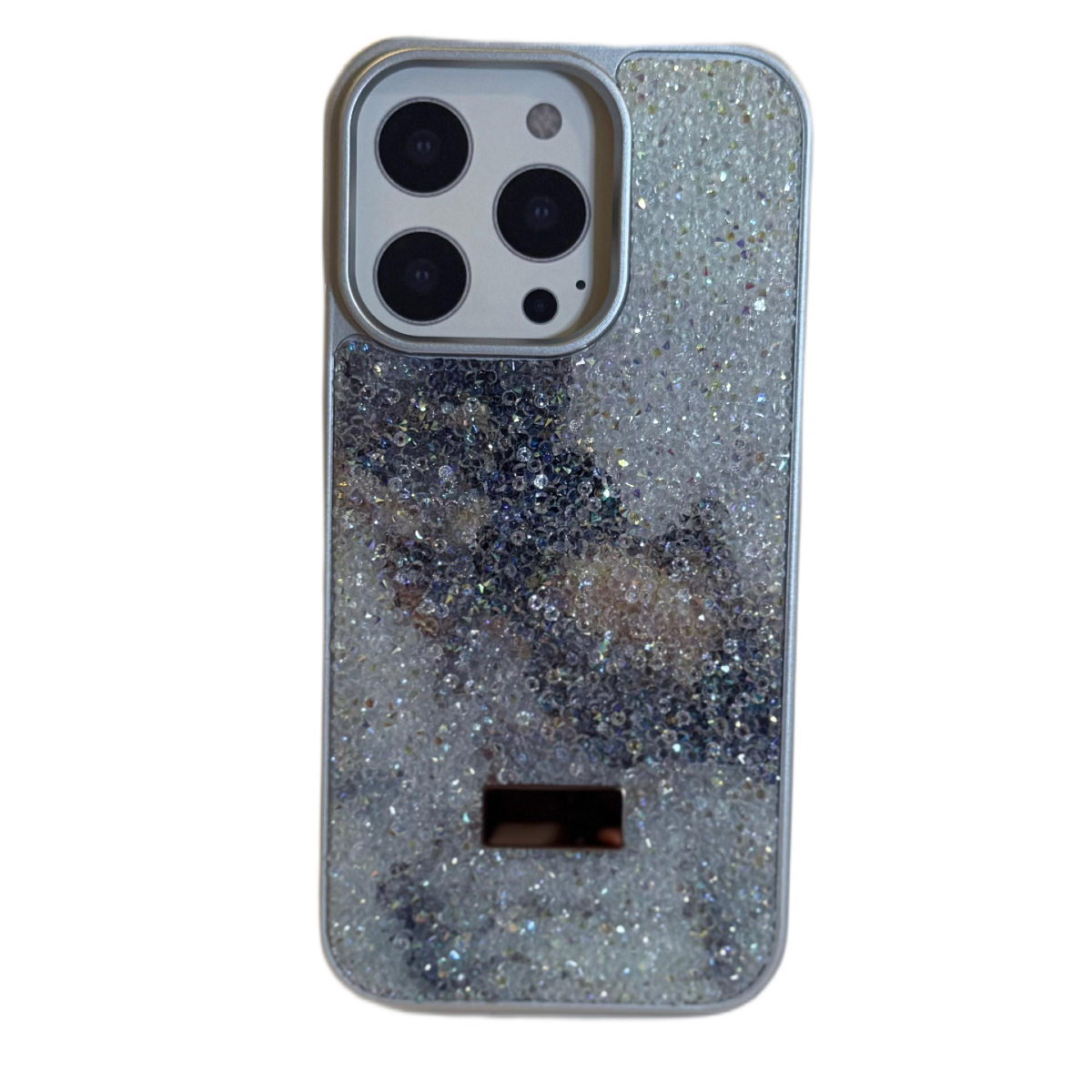 Glitterli bir telefon kılıfı. Gümüş renkli bir kamera alanına ve altta dikdörtgen bir kesime sahip.