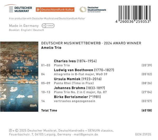 CD-Cover mit Text über einen Musikwettbewerb, Amelio Trio und einer Liste von Musikstücken und Komponisten.