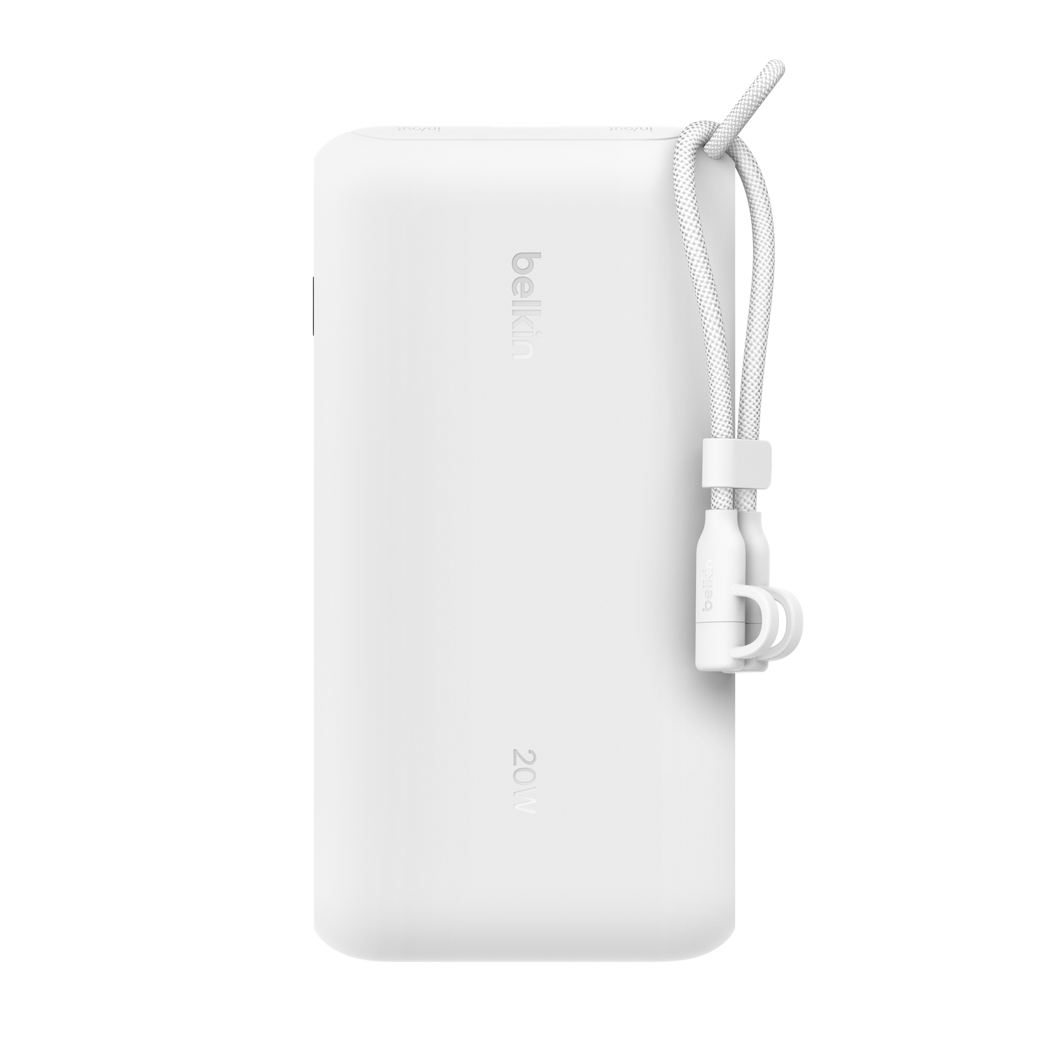 Une batterie externe Belkin 20W blanche avec une lanière blanche. La batterie est rectangulaire et de conception simple.